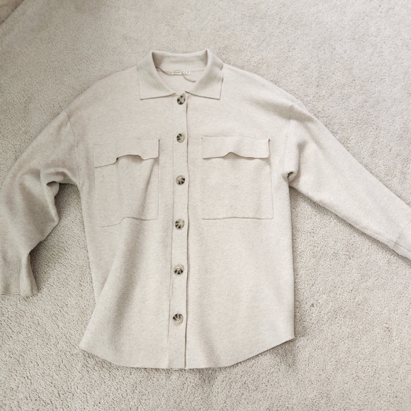 Cream colored cardigan - Picture 3 of 4